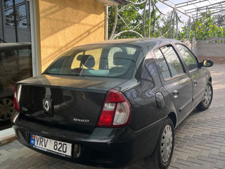 Renault Clio foto 3