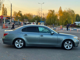 BMW 5 Series foto 4