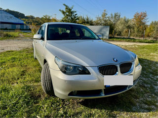 BMW 5 Series foto 3