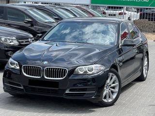 BMW 5 Series foto 3