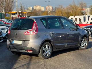 Renault Scenic foto 2