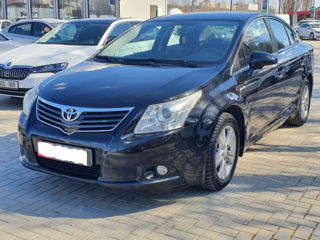 Toyota Avensis foto 1