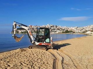 Servicii de excavare Bobcat Miniexcavator foto 4