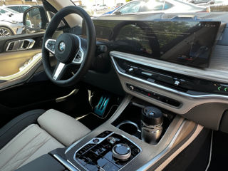 BMW X7 foto 15