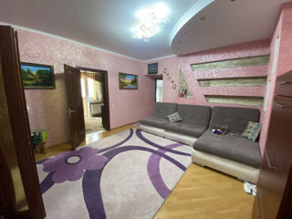 Apartament cu 2 camere, 90 m², Centru, Chișinău foto 5