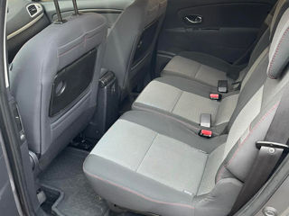 Renault Grand Scenic foto 2