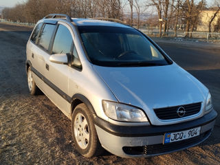 Opel Zafira foto 6