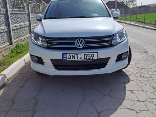 Volkswagen Tiguan foto 1