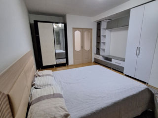 Apartament cu 2 camere, 70 m², Botanica, Chișinău foto 7