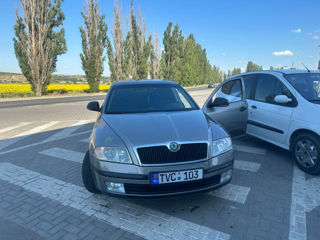 Skoda Octavia foto 1