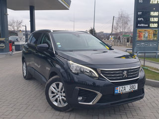 Peugeot 5008 foto 3