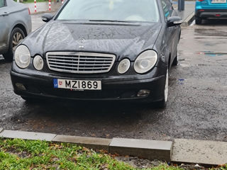 Mercedes E-Class foto 6