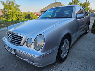 Mercedes E-Class