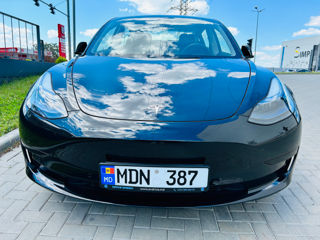 Tesla Model 3 foto 5