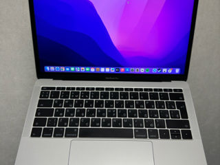 Macbook pro 13 (2017) foto 1