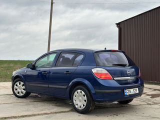 Opel Astra foto 4