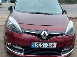 Renault Grand Scenic foto 2