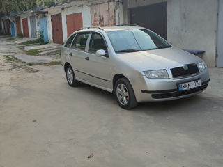 Skoda Fabia foto 2