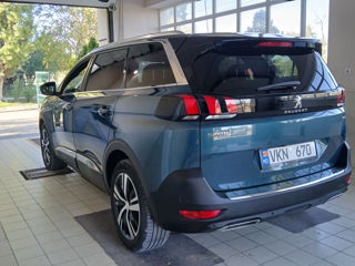 Peugeot 5008 foto 3