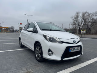 Toyota Yaris foto 2