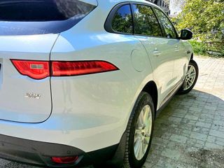 Jaguar F-PACE foto 5