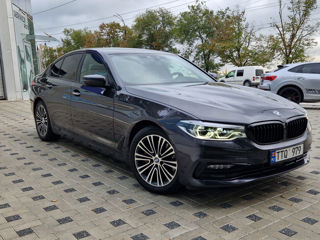 BMW 5 Series foto 1