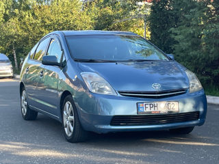 Toyota Prius foto 1