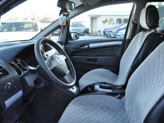 Opel Zafira foto 8