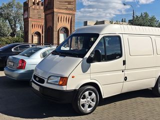 Ford Transit foto 1