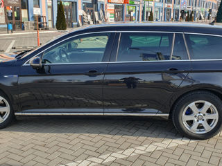 Volkswagen Passat foto 2