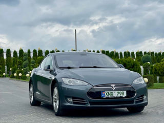 Tesla Model S foto 3