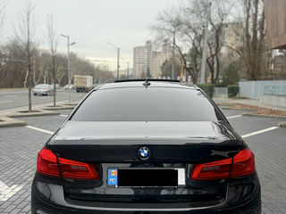 BMW 5 Series foto 6