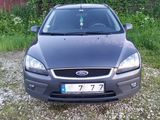 Ford Focus Wagon foto 2