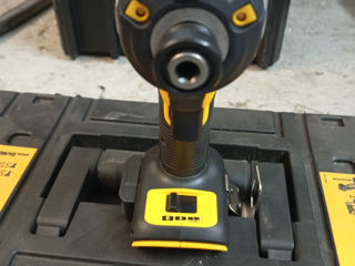 Dewalt DCF 887 foto 5