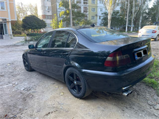 BMW 3 Series foto 4