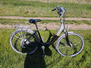 Bicicleta hibrid. foto 1