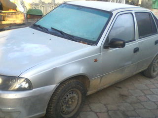 Daewoo Nexia foto 1