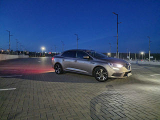 Renault Megane foto 2