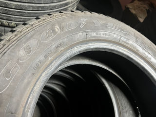 R17 215/60 GoodYear Vector 4Seasons foto 4