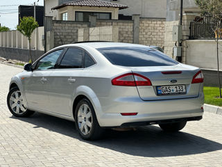 Ford Mondeo foto 5