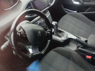 Peugeot 308 foto 4