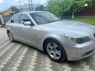 BMW 5 Series foto 7