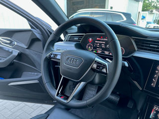 Audi E-tron Sportback foto 13