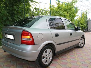 Opel Astra foto 4