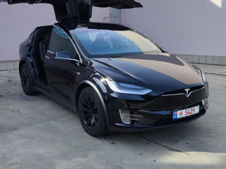 Tesla Model X foto 9