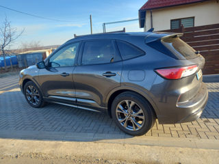 Ford Kuga foto 2