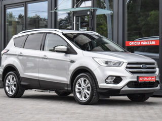 Ford Kuga foto 1