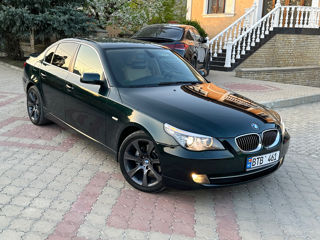 BMW 5 Series foto 8