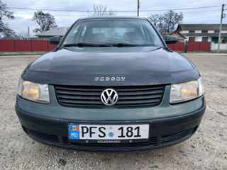 Volkswagen Passat foto 3