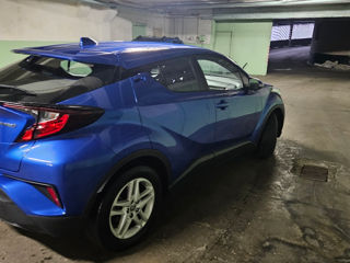 Toyota C-HR foto 4